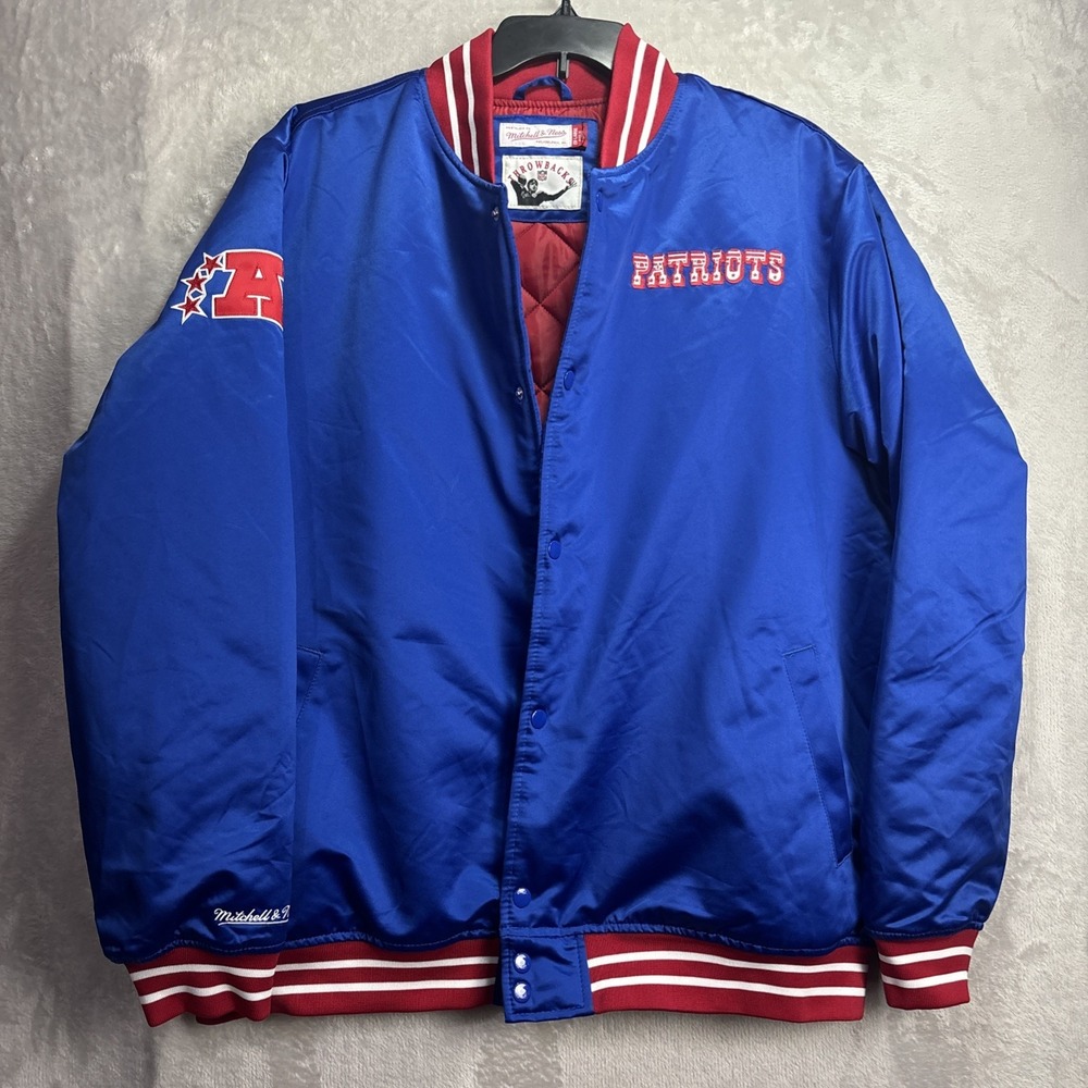 NWT New England Patriots Mitchell & Ness Throwback Jacket Size 2XL Brand New